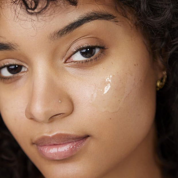 E.L.F. Power Grip Primer, Gel-Based & Hydrating Face Primer for Smoothing Skin & Gripping Makeup, Moisturizes & Primes, 0.811 Fl Oz, Clear