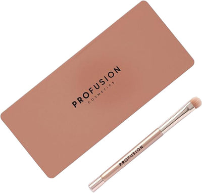 MAGNETIX Display Stand and Eyeshadow Brush (Ideal Magnetic Starter Set for the Budding MUA)