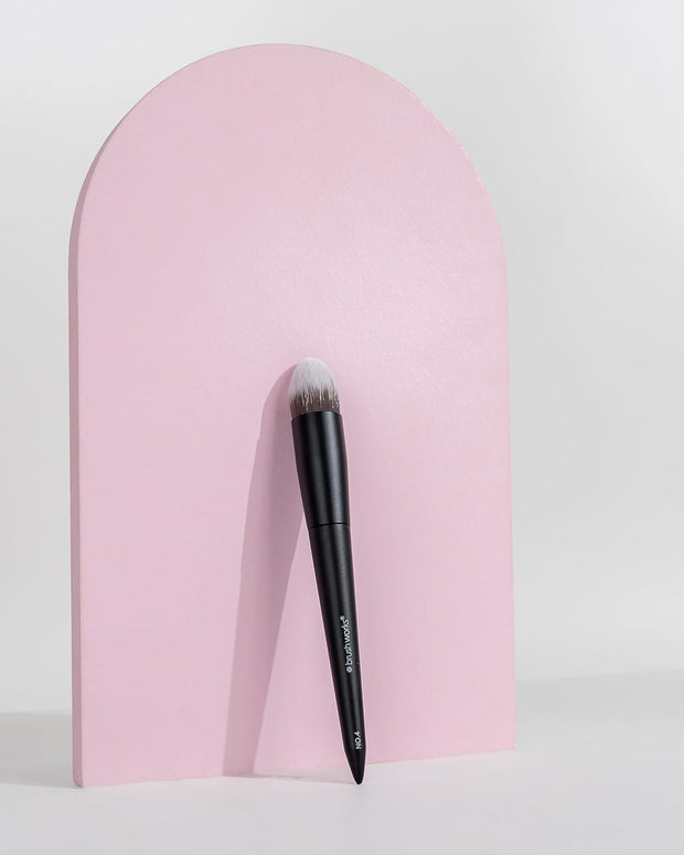 Brushworks No. 4 Tapered Precision Buffing Brush