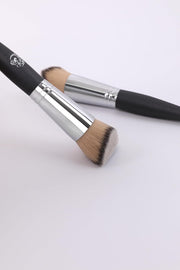 Dual-Angled Foundation Brush, Makeup Brush for Foundation - M307