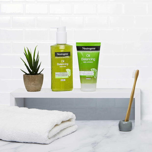 Neutrogena Oil Balancing Face Scrub (1X 150Ml), Purifying and Mattifying Daily Exfoliator with Lime and Aloe Vera, Oil-Free Face Scrub Developed to Rebalance Oily Skin