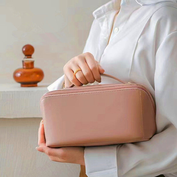 Large Capacity Toiletry Cosmetic Vanity Storage Pouch Travel Make-Up Cases & Bag