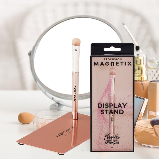 MAGNETIX Display Stand and Eyeshadow Brush (Ideal Magnetic Starter Set for the Budding MUA)