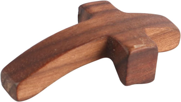 Tiardey 2Pcs Wooden Crosses Handheld Wooden Protection Cross Jesus Wooden Heart-Shaped Stress Relief Cross My Heart Encourages Gifts Thumb-Held Cross for Prayer