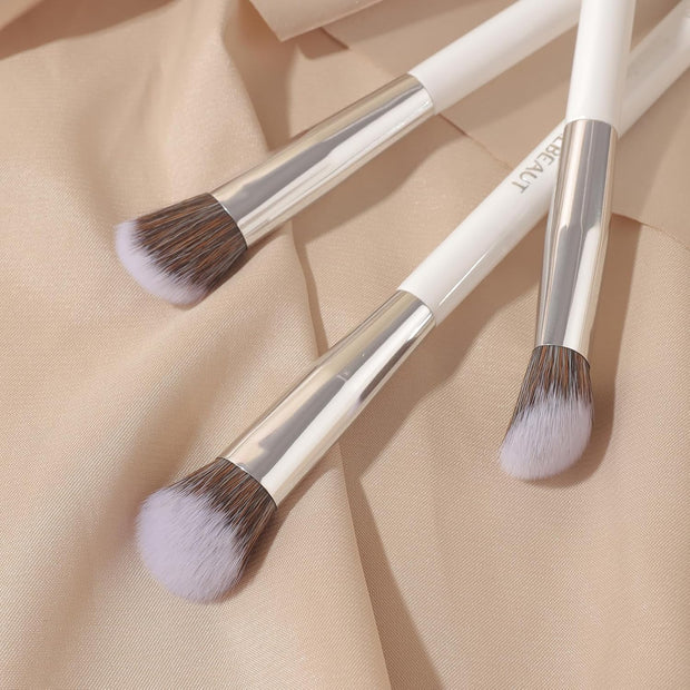 Albeaut Concealer Brush, Angled Brightening Concealer Makeup Brush under Eye Blending Brush Kitten Paw (189 Concealer)
